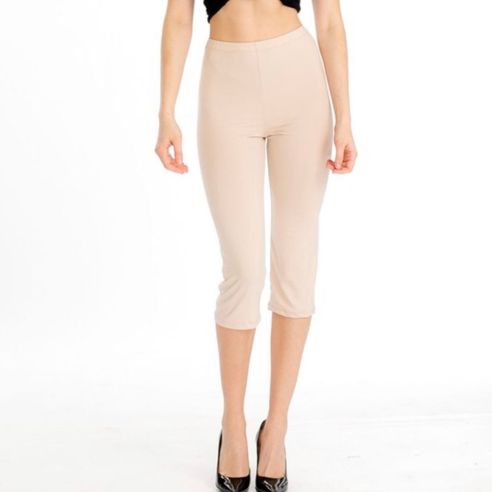 Khaki Capri Leggings